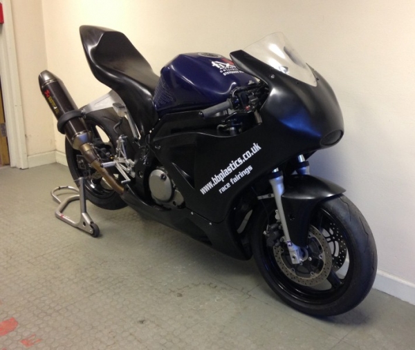 SV650 Moto2 race fairing kit 
